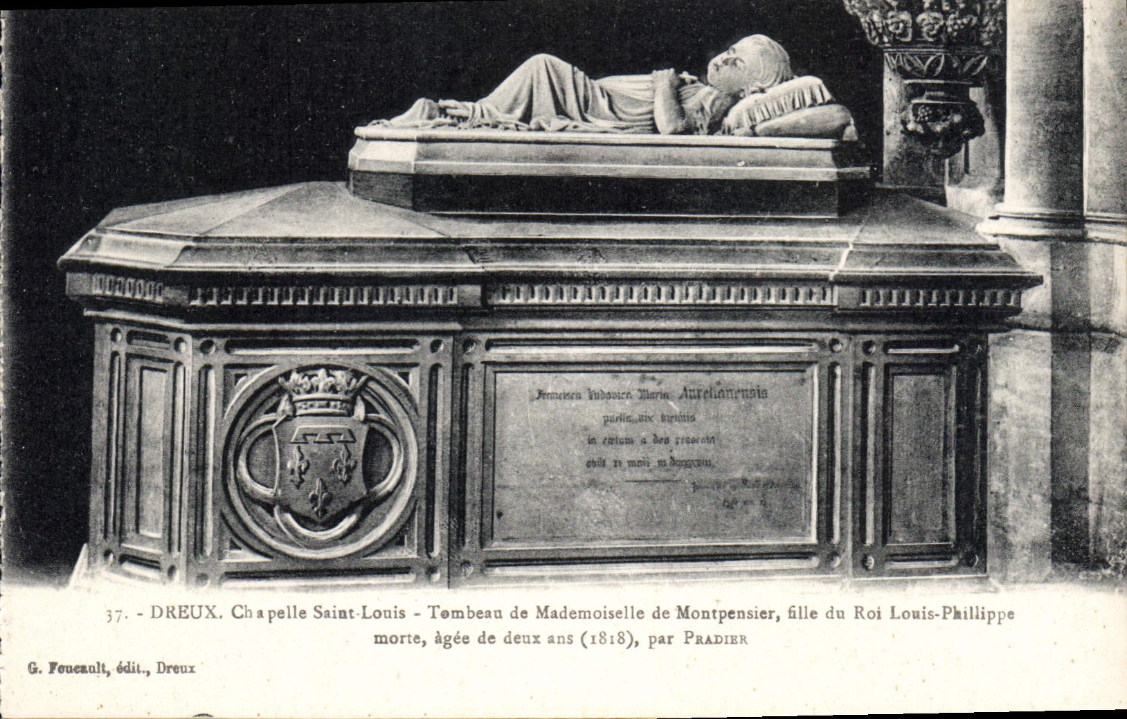 CPA Dreux Chapelle Saint Louis Tombeau de Mademoiselle de Montpensier