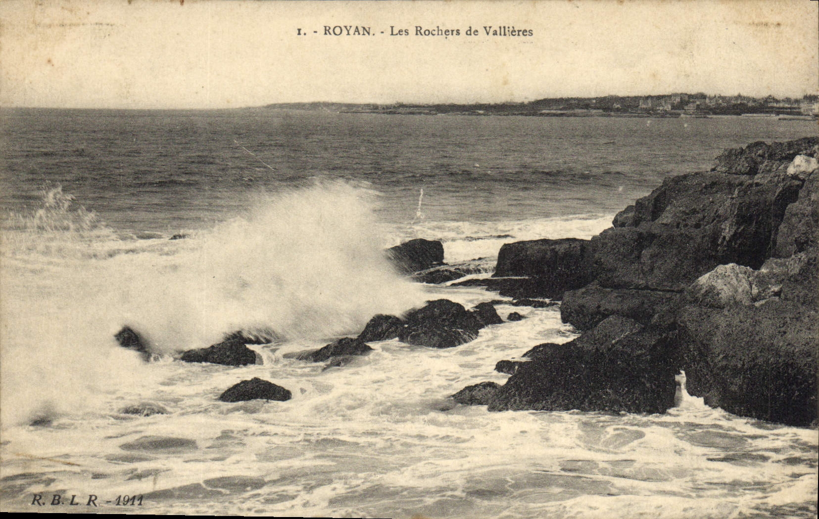 CPA Royan Les Rochers de Vallieres 