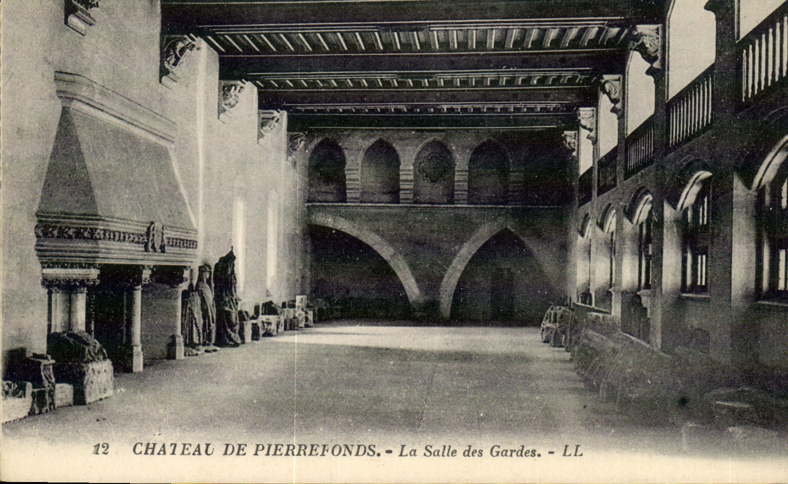 CPA Chateau de Pierrefonds La Salle des Gardes