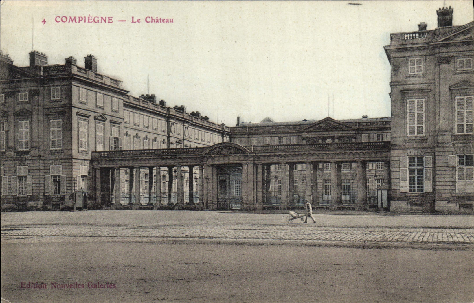 CPA Compiegne Le Chateau 