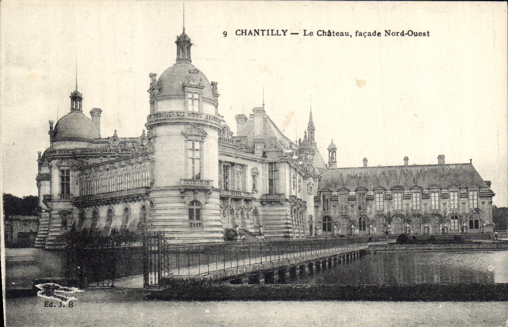 CPA Chantilly Le Chateau facade Nord Ouest