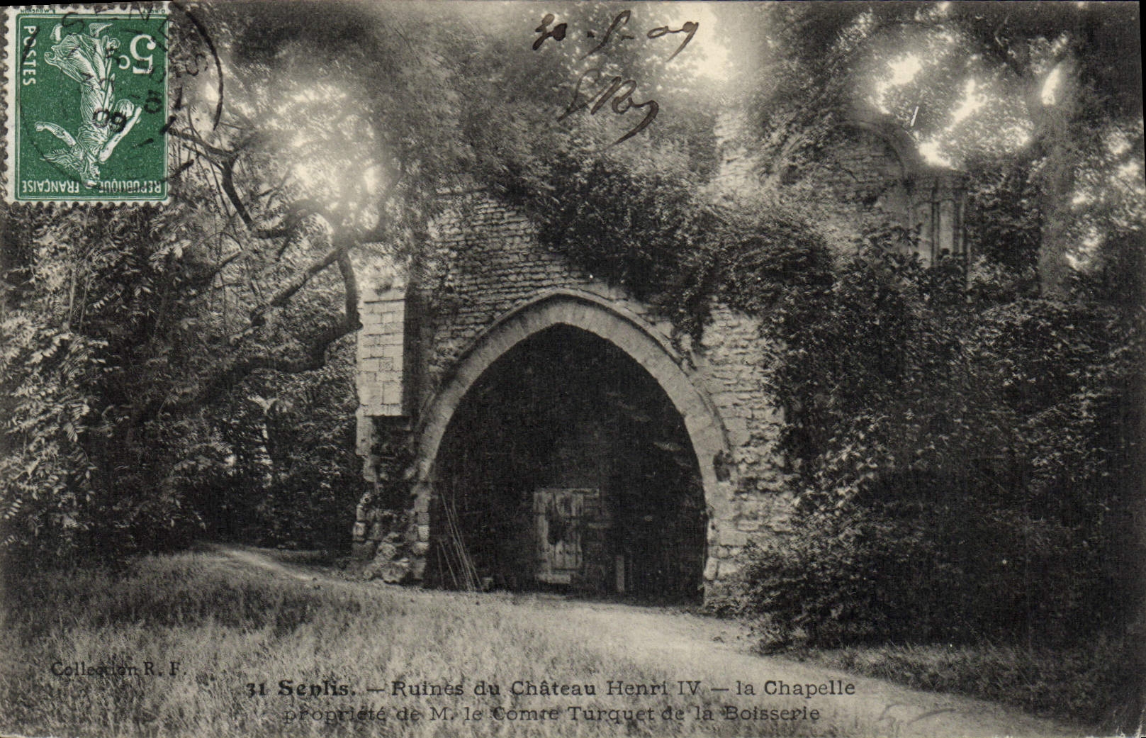 CPA Senlis Ruines du Chateau Henri IV 