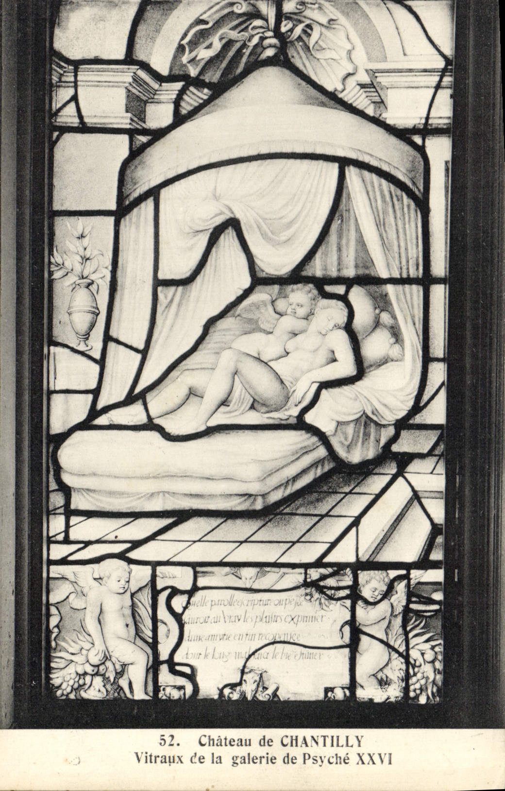 CPA Chateau de Chantilly Vitraux de la galerie de Psyche XXVI