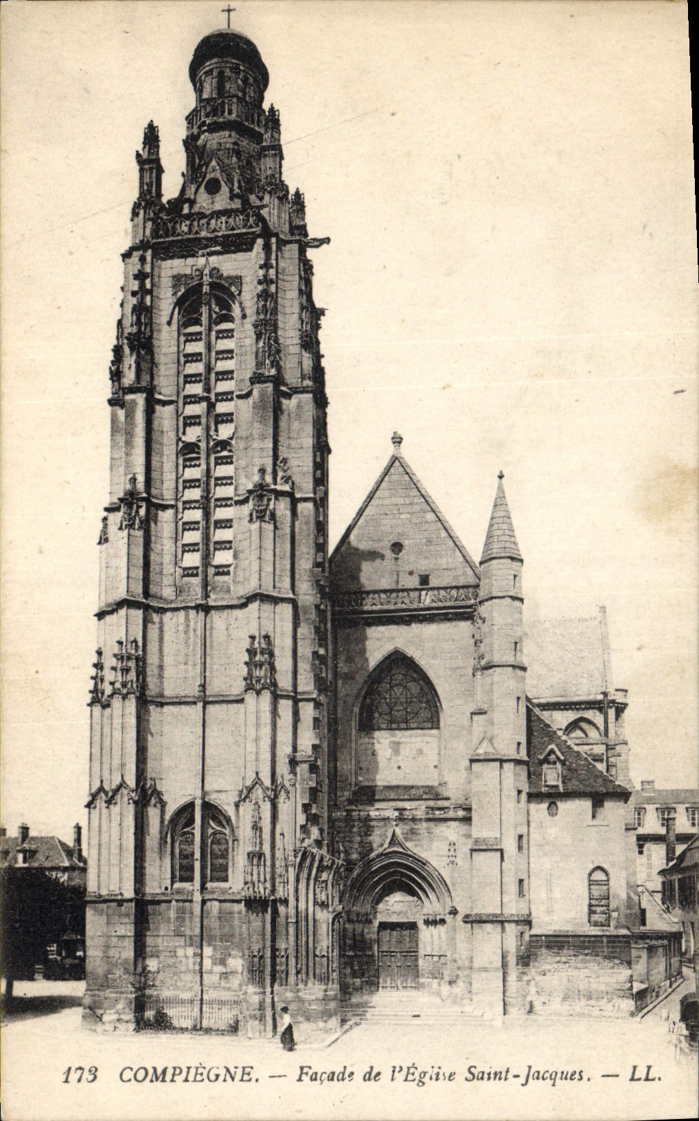 CPA Compiegne Facade de l'Eglise Saint Jacques