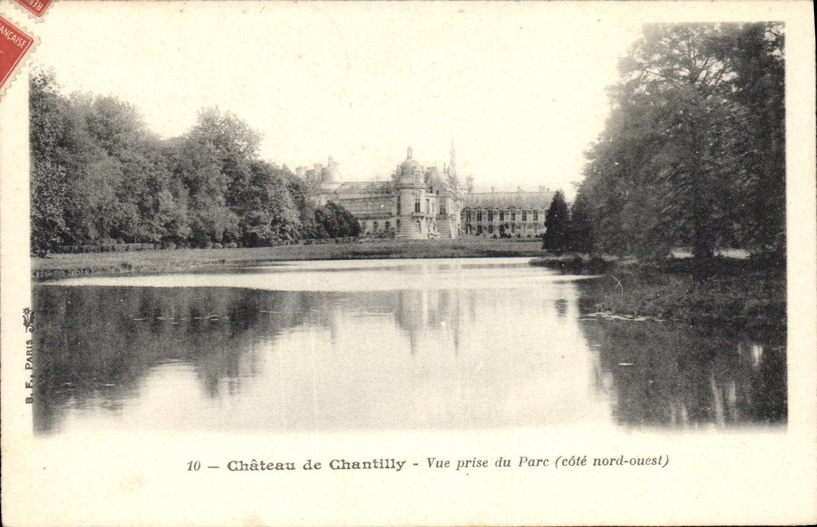 CPA Chateau de Chantilly Vue prise du Parc cote nord ouest