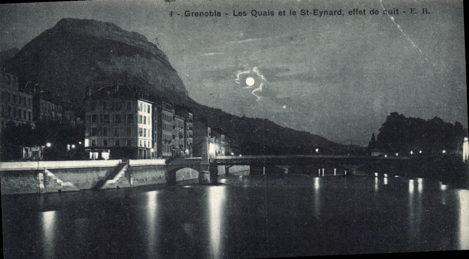 CPA Grenoble Les Quais et le St Eynard effet de nuit 
