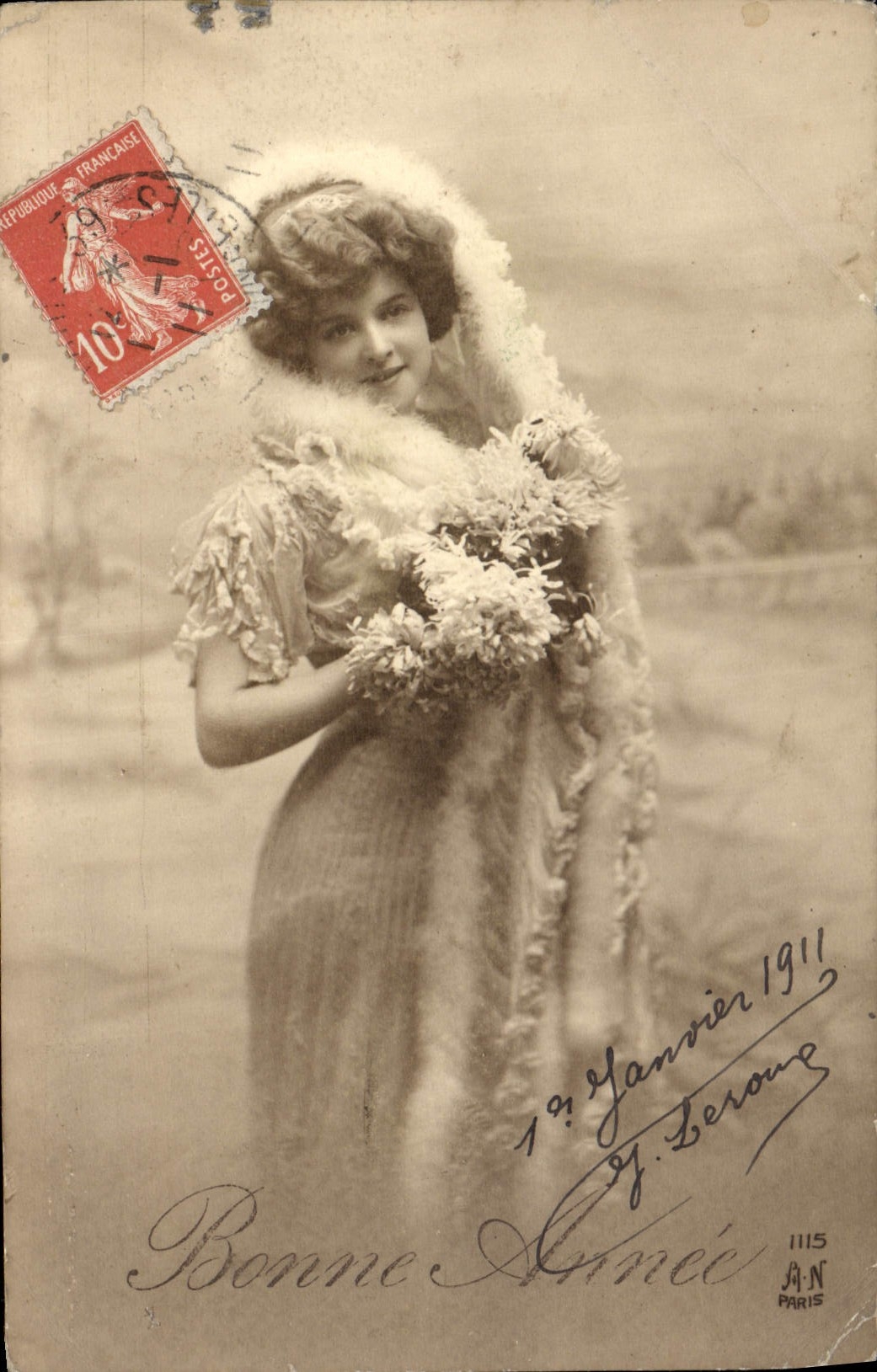 CPA Bonne Annee Femme