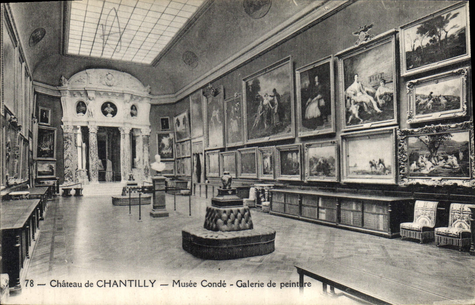CPA Chateau de Chantilly Musee conde Galerie de Peinture 