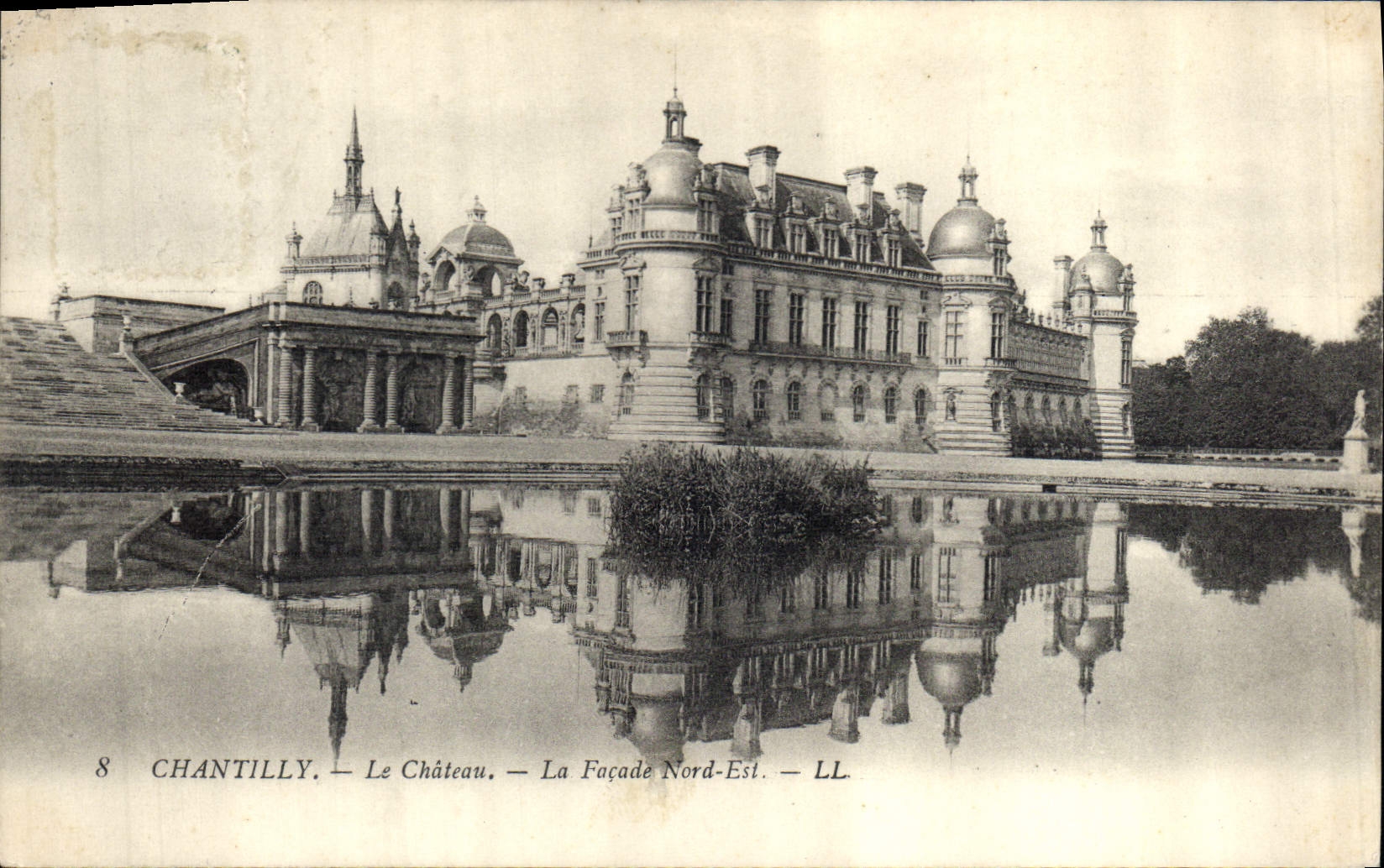 CPA Chantilly le Chateau la Facade Nord Est 