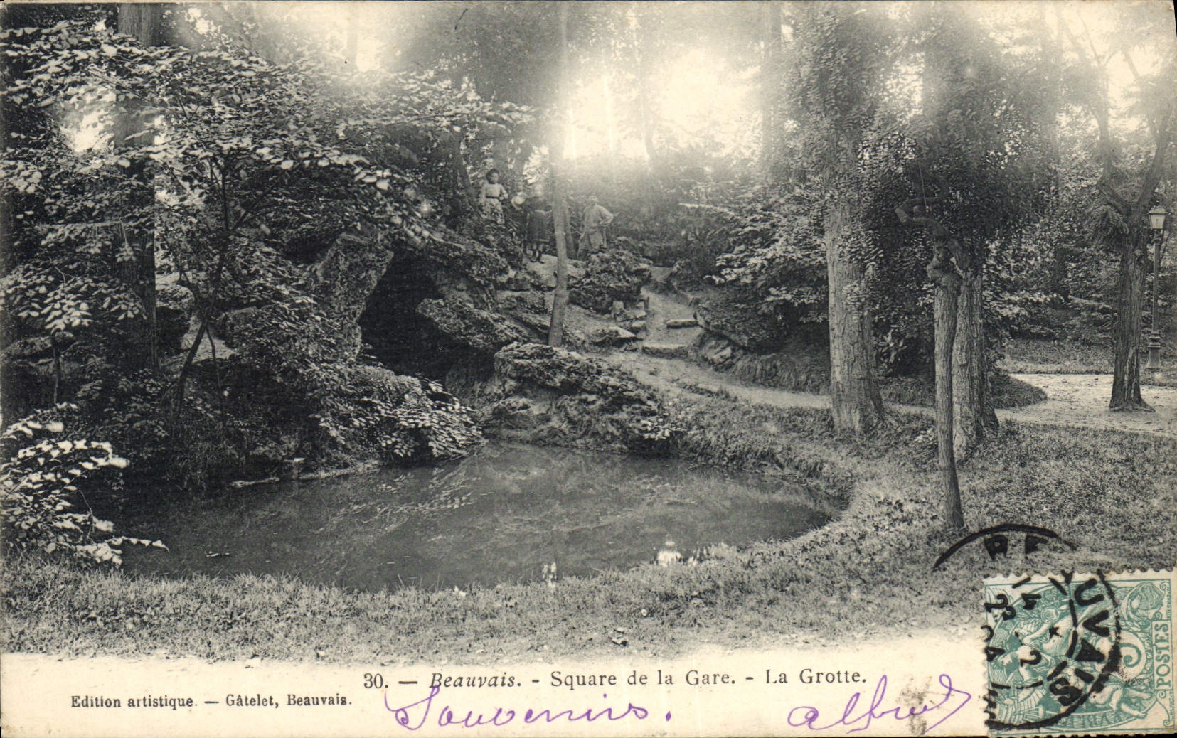 CPA Beauvais Square de la Gare la Grotte 