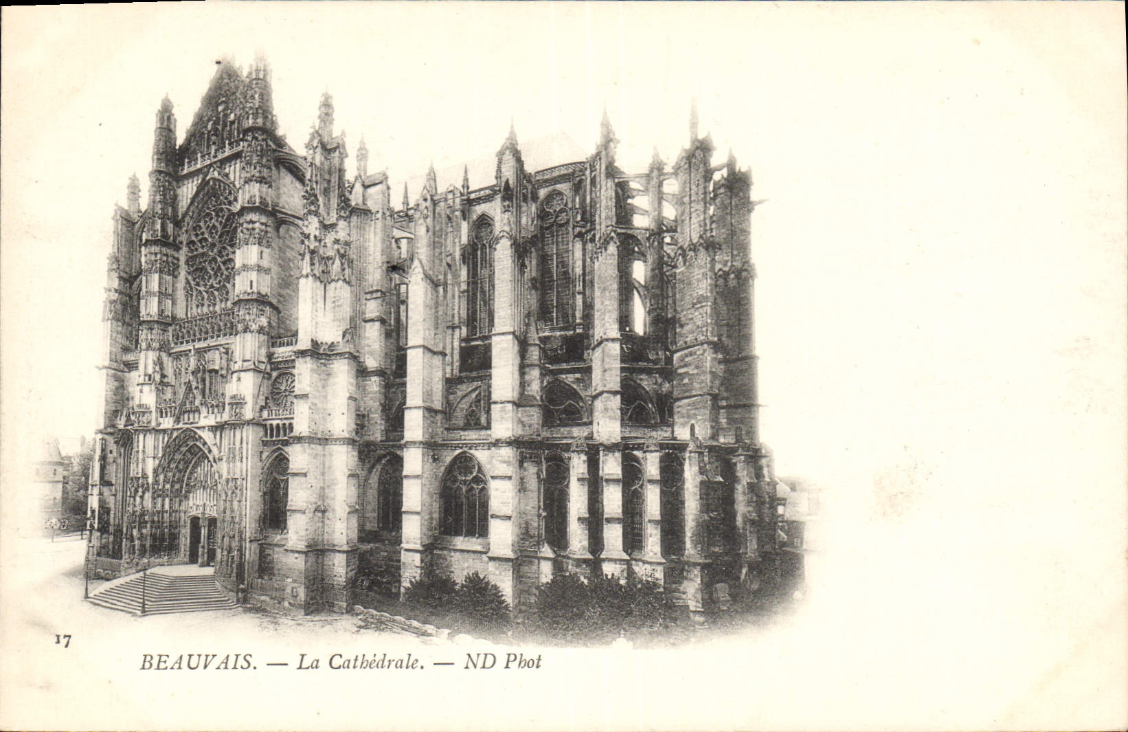 CPA Beauvais la Cathedrale 