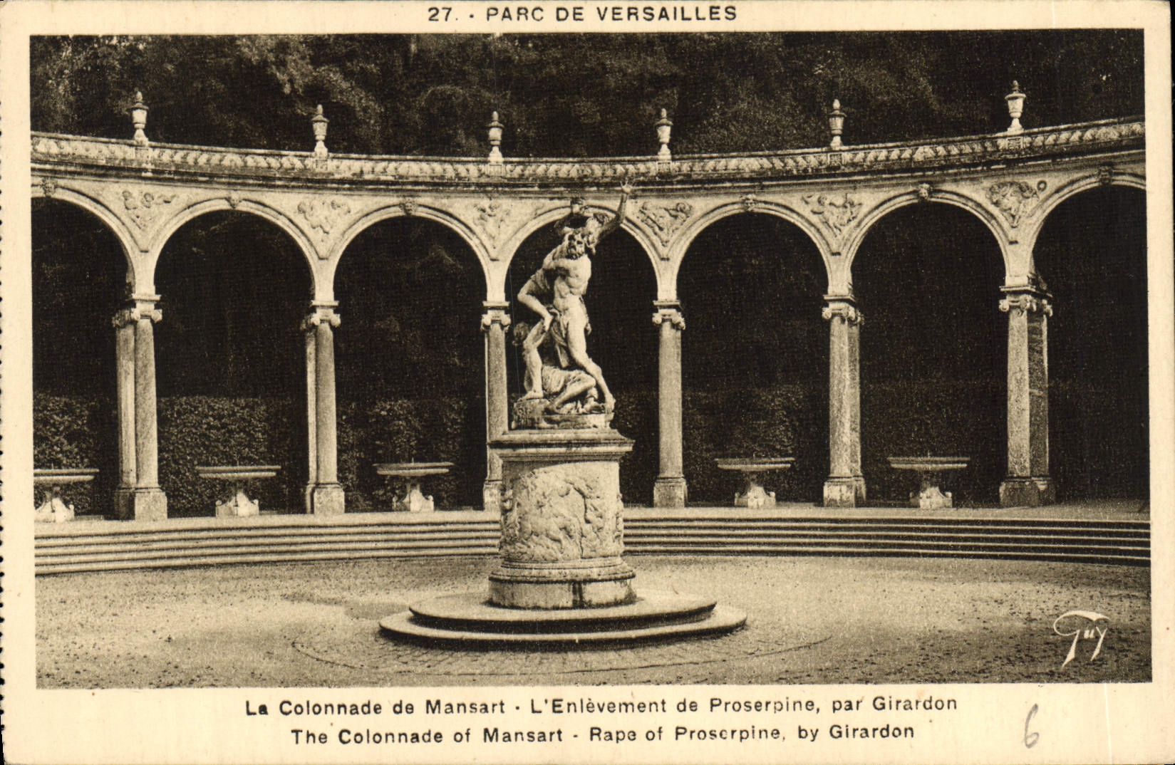 CPA Parc de Versailles la Colonnade de Mansart l'Enlevement de Proserpine par Girardon 