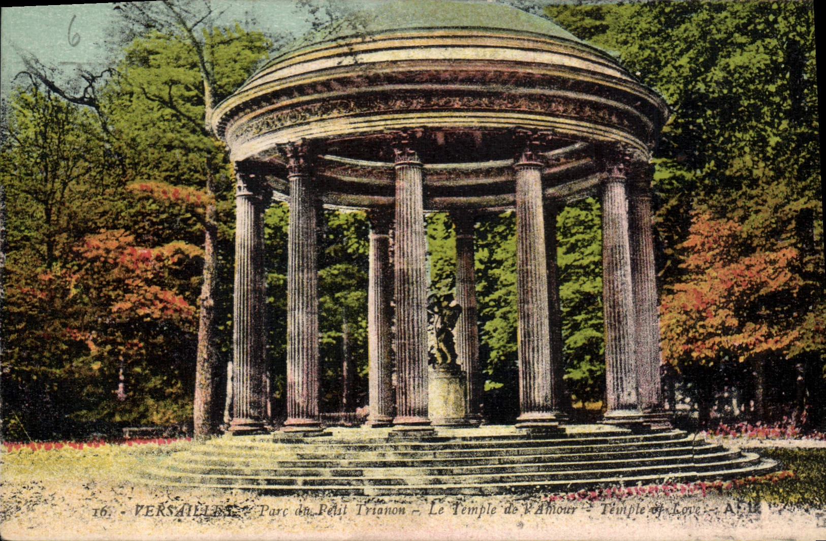 CPA Versailles Parc du Petit Trianon le Temple d'Amour 