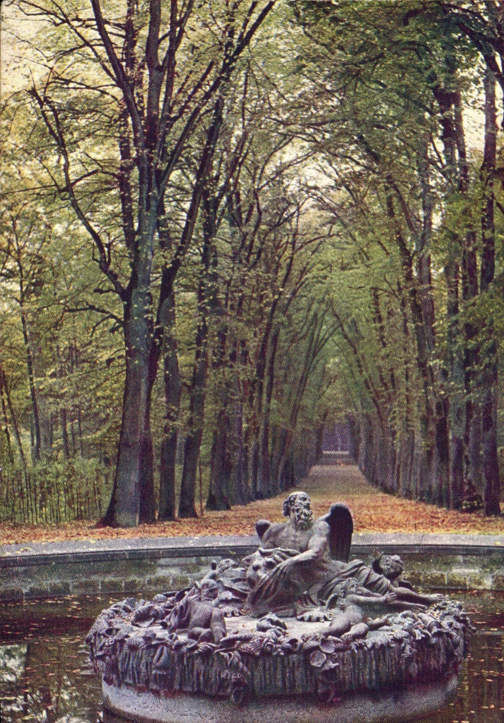CPA Chateau de Versailles le Bassin de Saturne l'Hiver