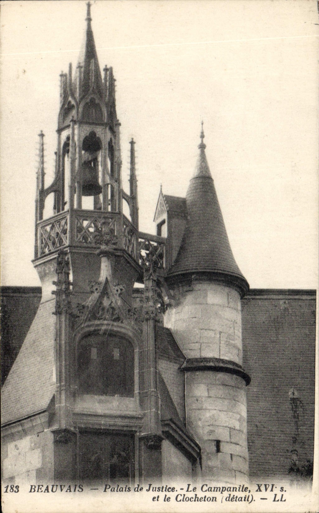 CPA Beauvais Palais de Justice le Campanite et le Clocheton detail 