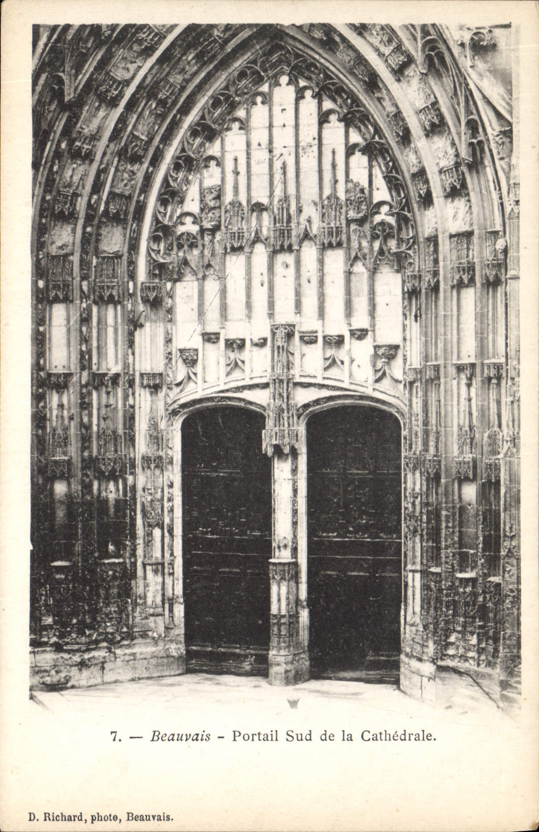 CPA Beauvais Portail sud de la Cathedrale 