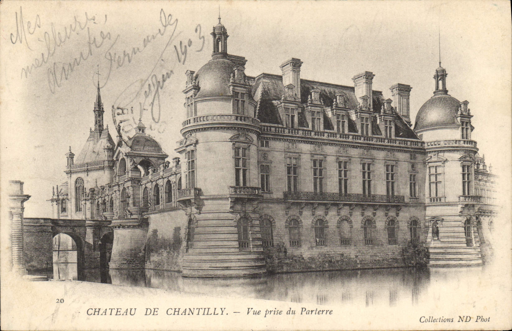 CPA Chateau de Chantilly vue prise du Parierre 