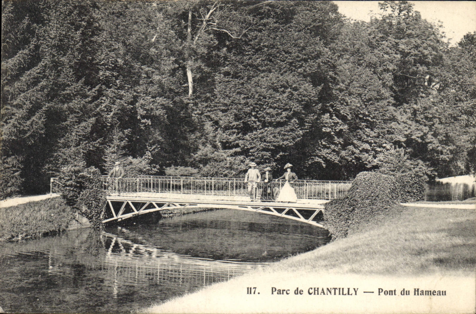 CPA Parc de Chantilly Pont du Hameau 