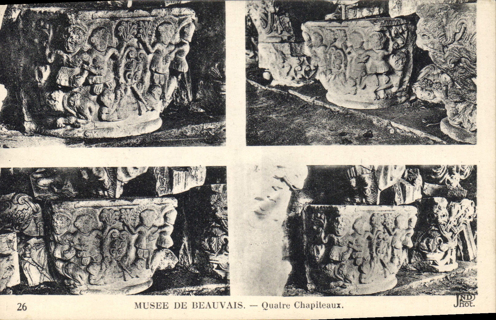 CPA Musee de Beauvais Quatre Chapiteaux 