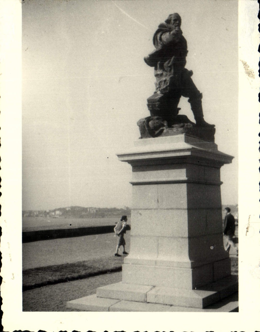 Photo Statue