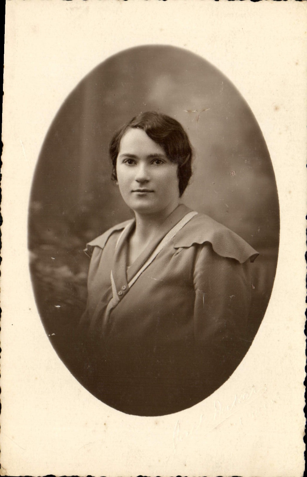 CARTE PHOTO Femme Evreux