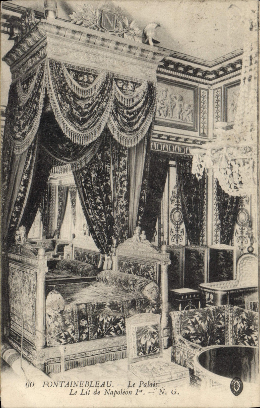 CPA Fontainebleau le Palais le Lit de Napoleon I 