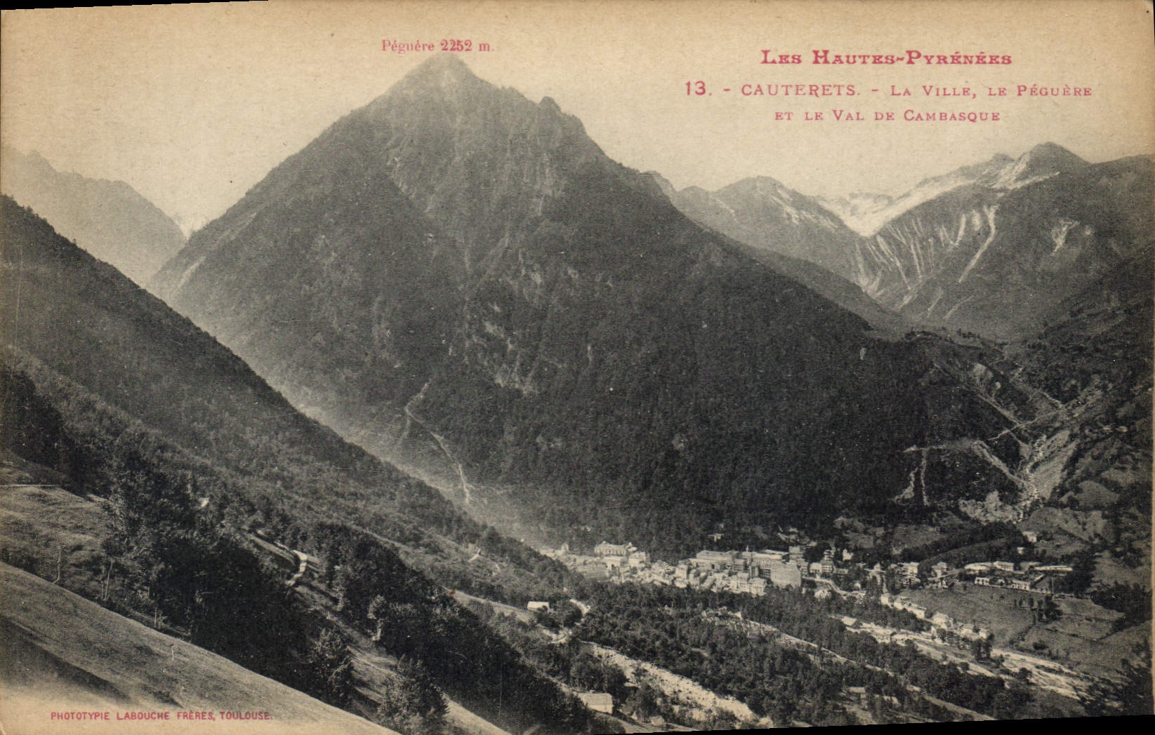CPA Cauterets La Ville Le Peguere et le Val de Casbasque 
