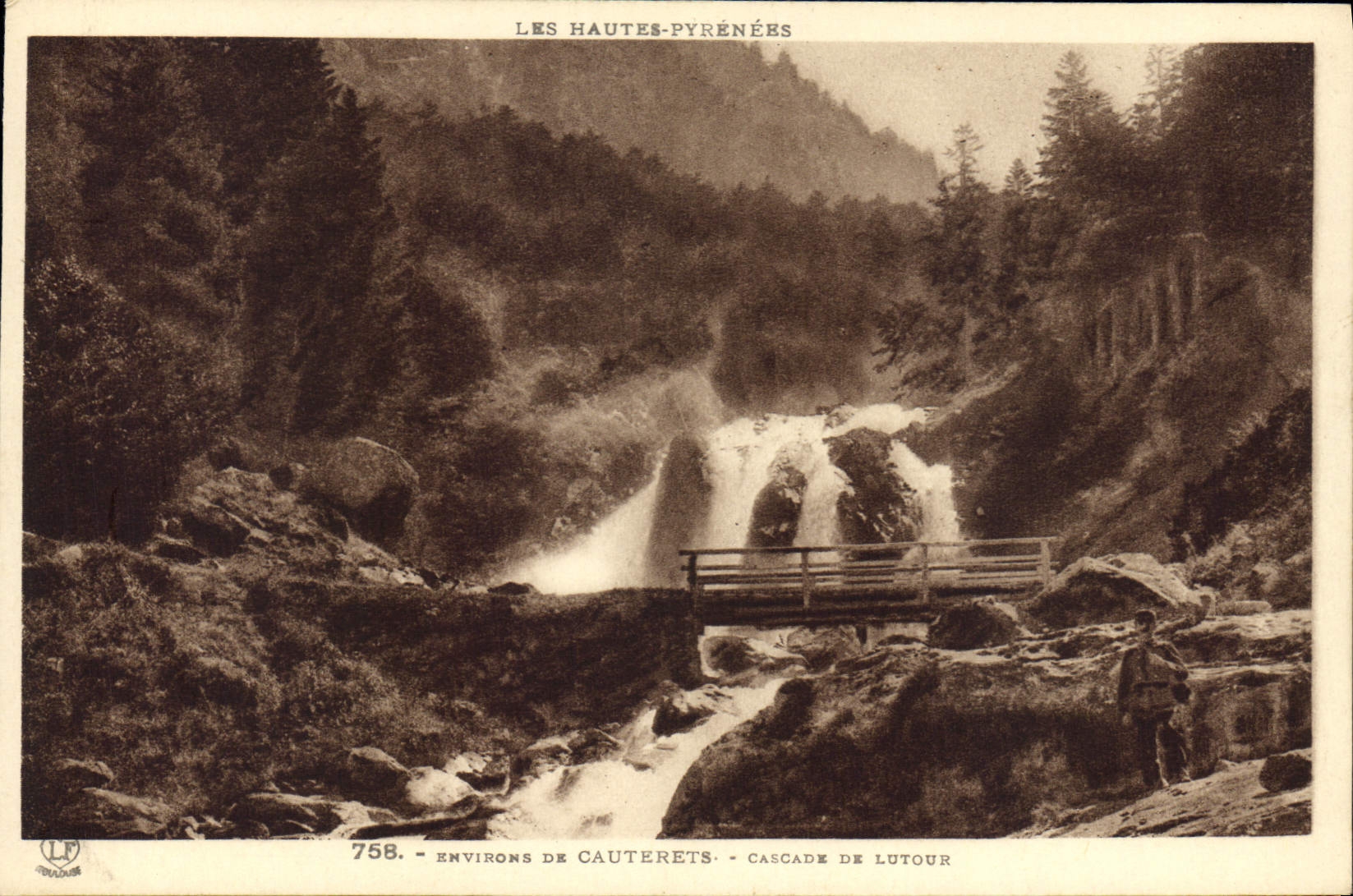 CPA Environs de Cauterets Cascade de Lutour