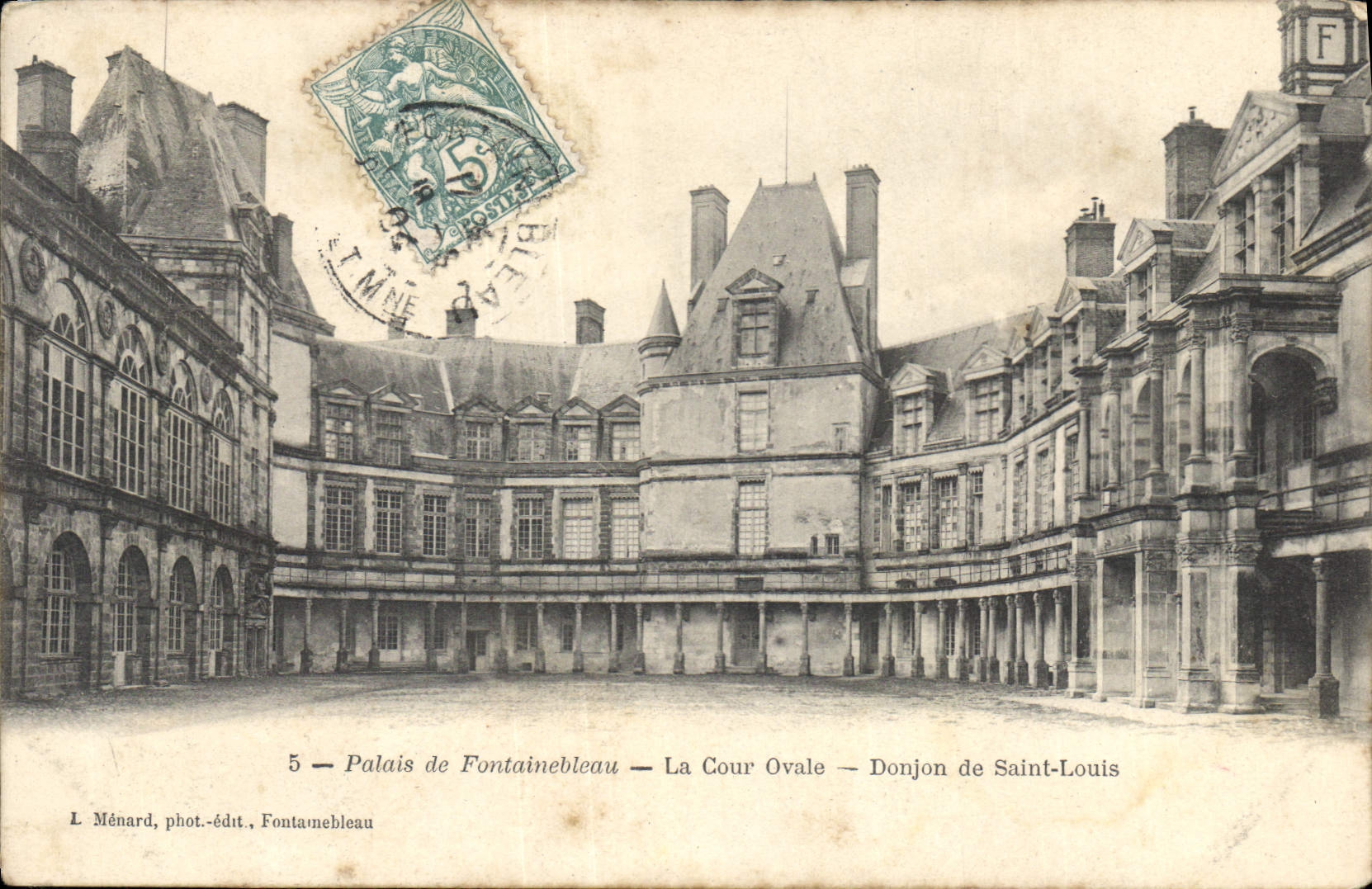 CPA Palais de Fontainebleau La Cour Ovale Donjon de Saint Louis 