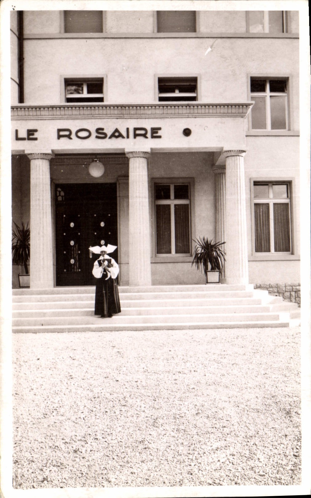 CARTE PHOTO Religieuse Femme le Rosaire