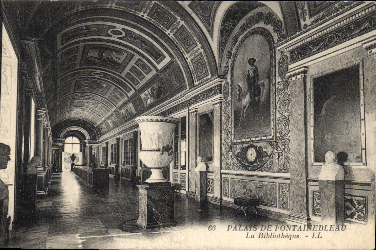 CPA Palais de Fontainebleau La Bibliotheque 