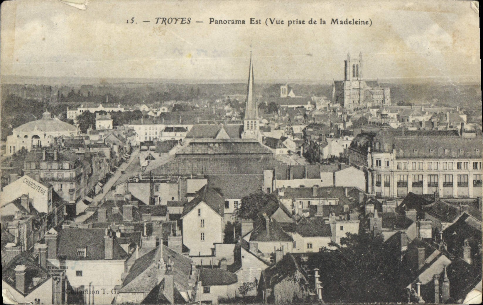 CPA Troyes Panorama Est Vue prise de la Madeleine 