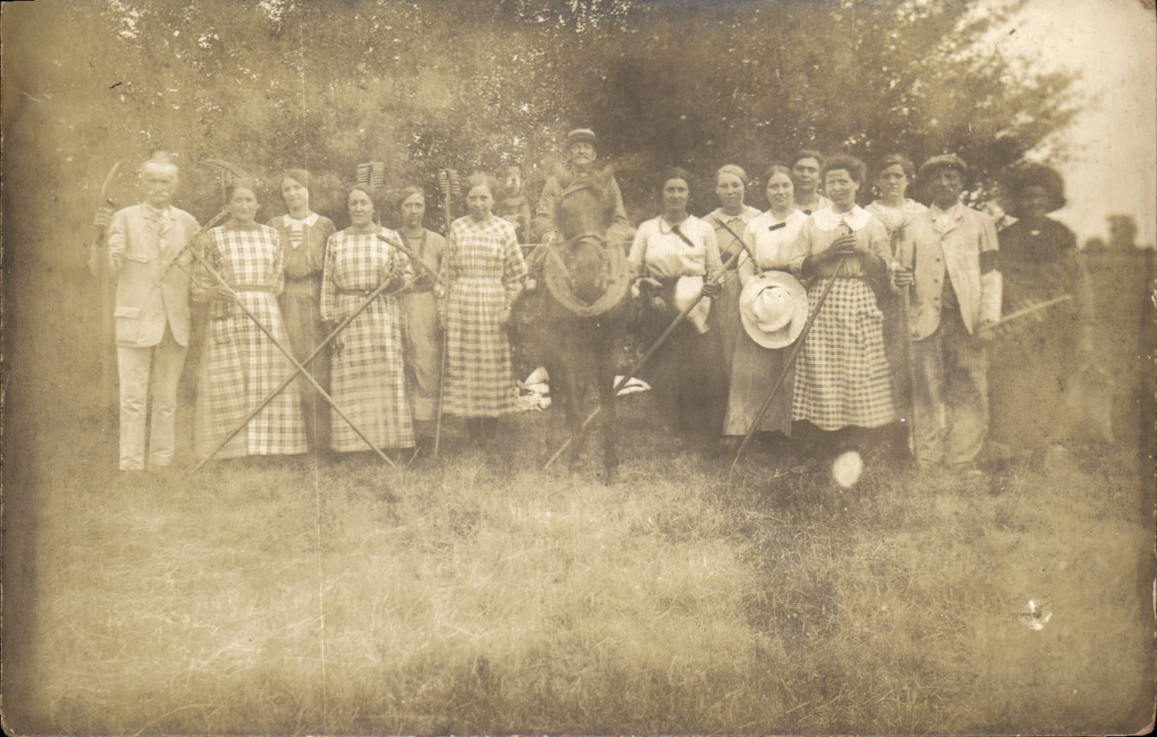 CARTE PHOTO Personnages Folklore Paysans