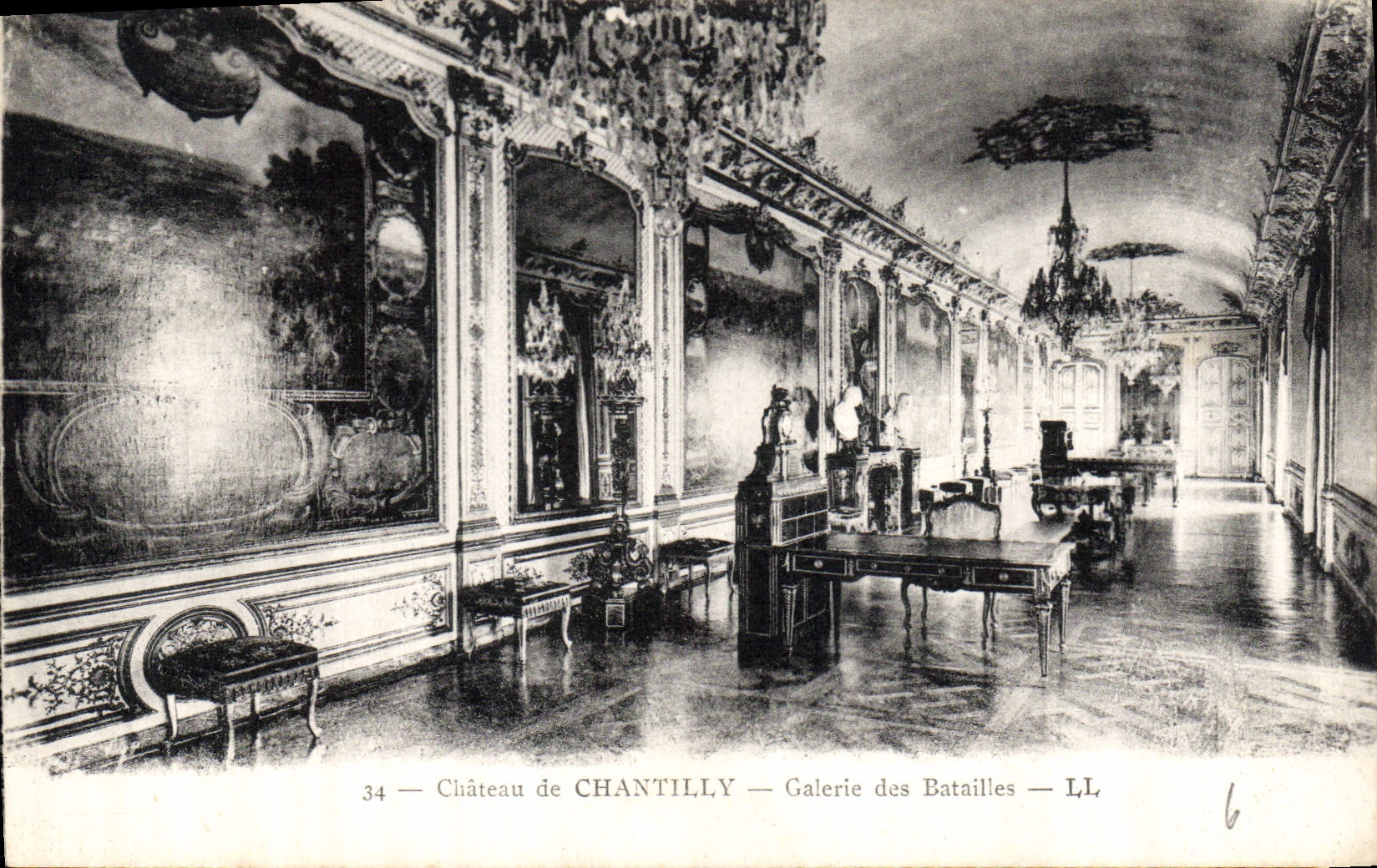 CPA Chateau de Chantilly Galerie des Batailles
