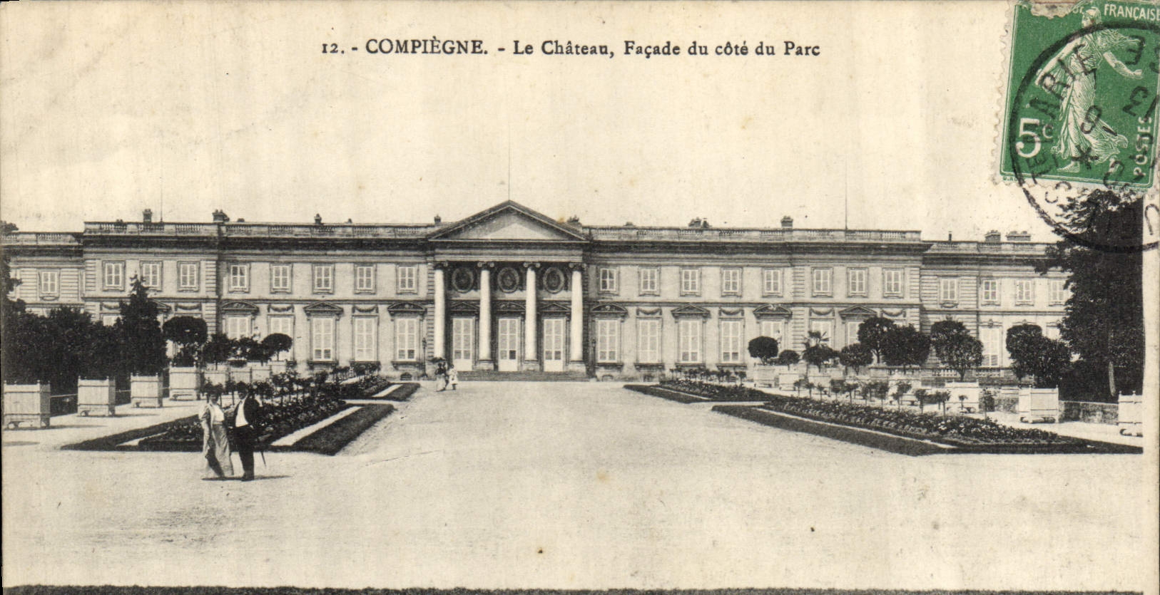 CPA Compiegne Le Chateau Facade du Cote du Parc 