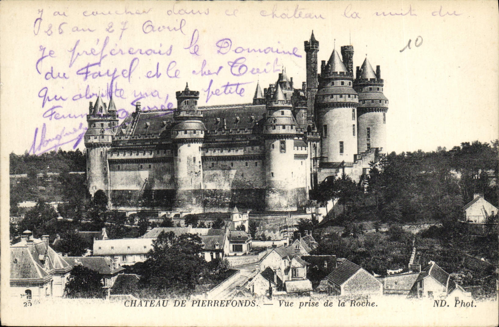 CPA Chateau de Pierrefonds Vue prise de la Roche 