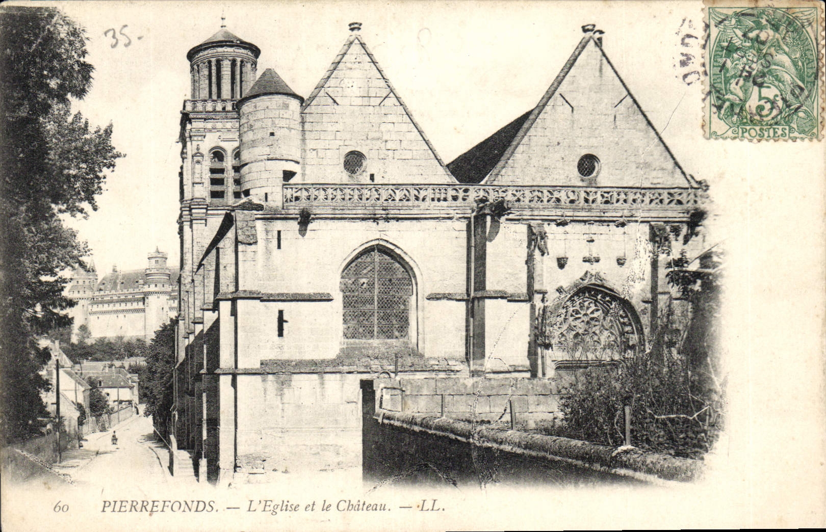 CPA Pierrefonds L'Eglise et le Chateau 