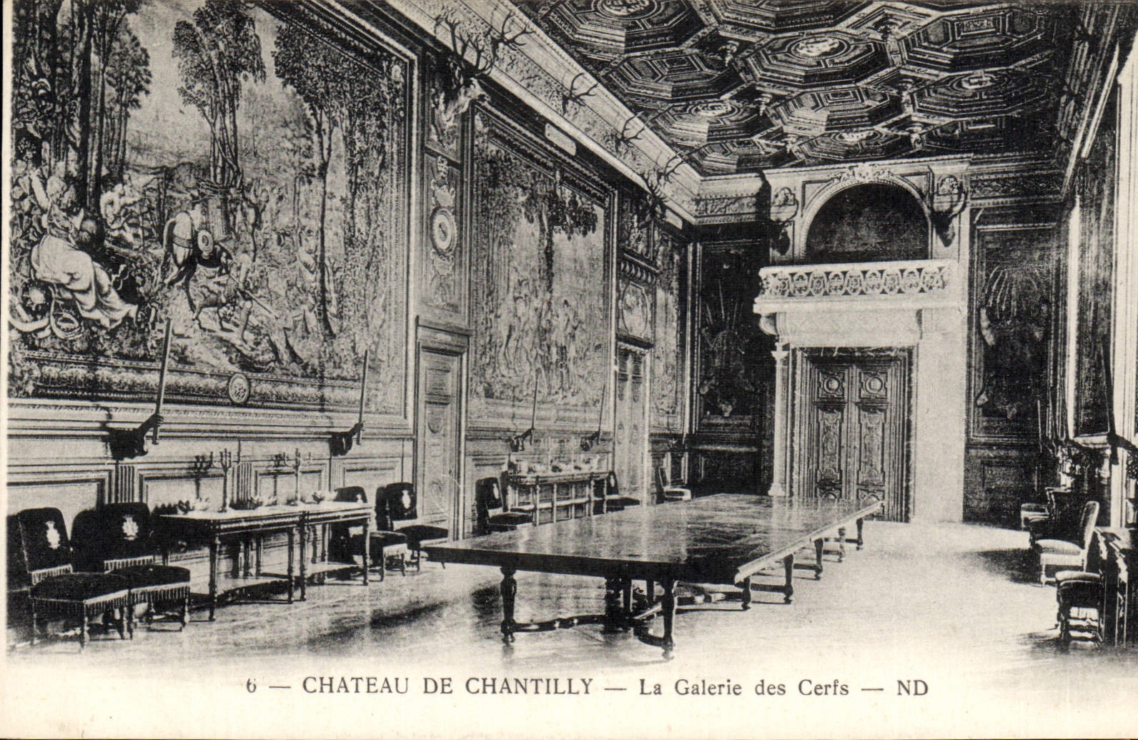 CPA Chateau de Chantilly La Galerie des Cerfs