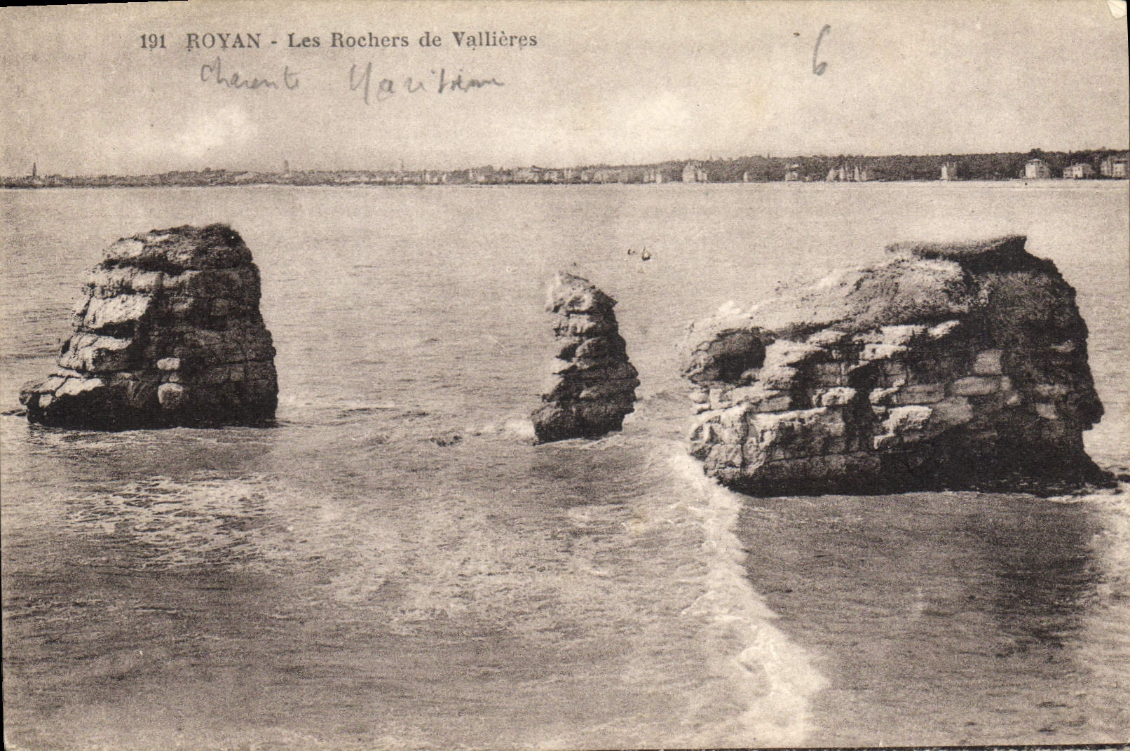 CPA Royan Les Rochers de Vallieres 