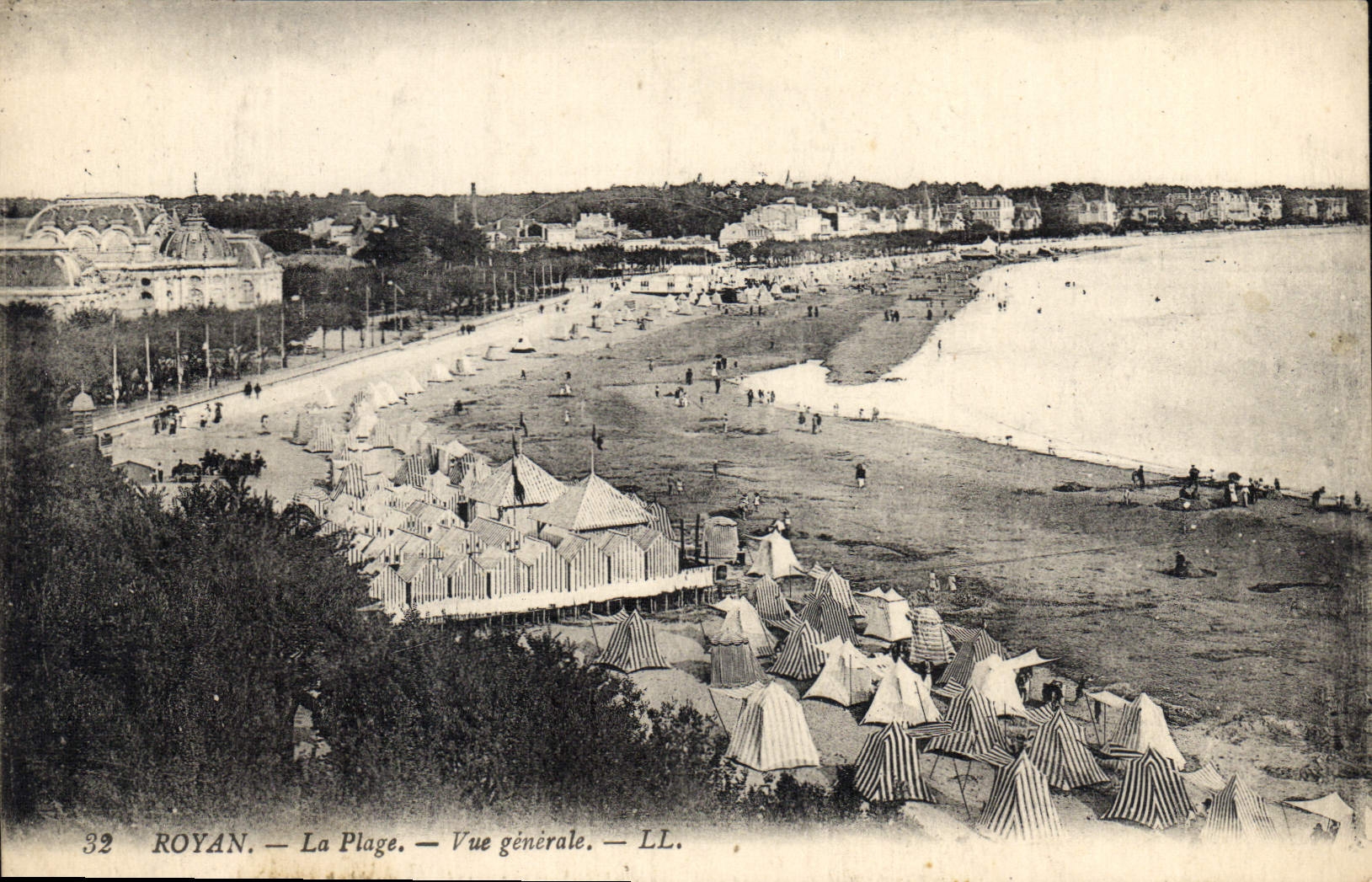 CPA Royan La Plage Vue Generale 