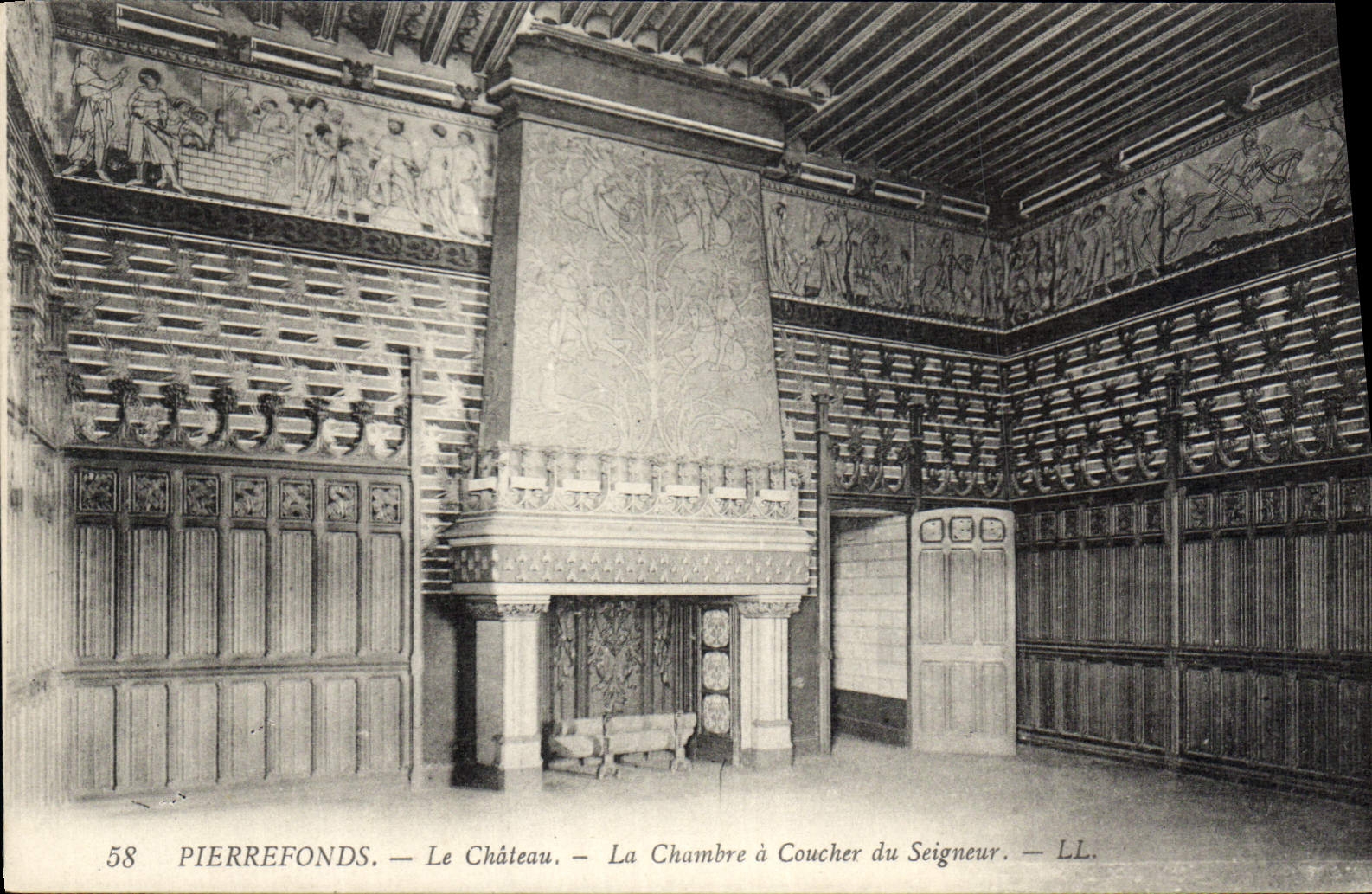 CPA Pierrefonds Le Chateau La Chambre a Coucher du Seigneur 