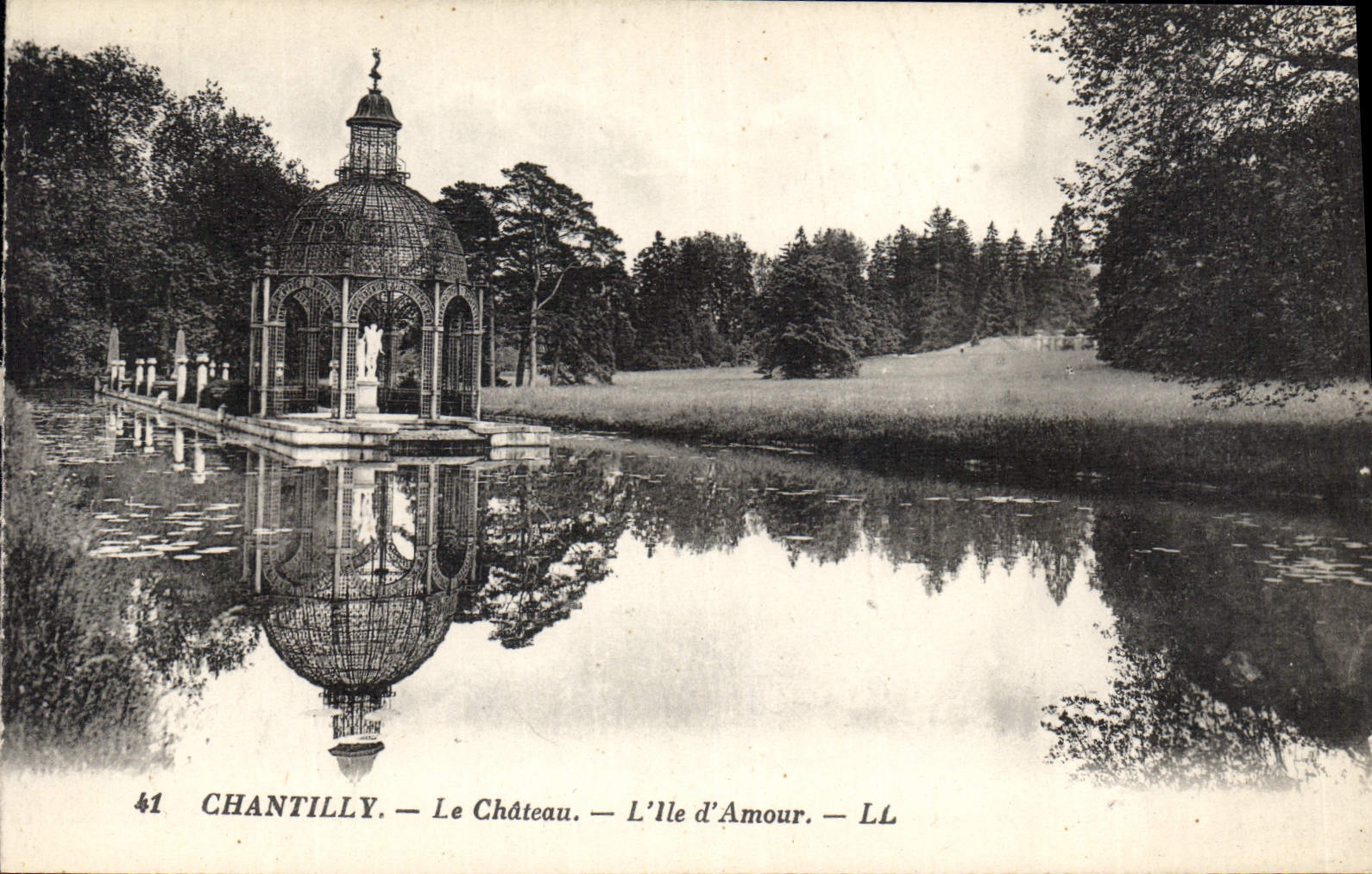 CPA Chantilly Le Chateau L'Ile d'Amour