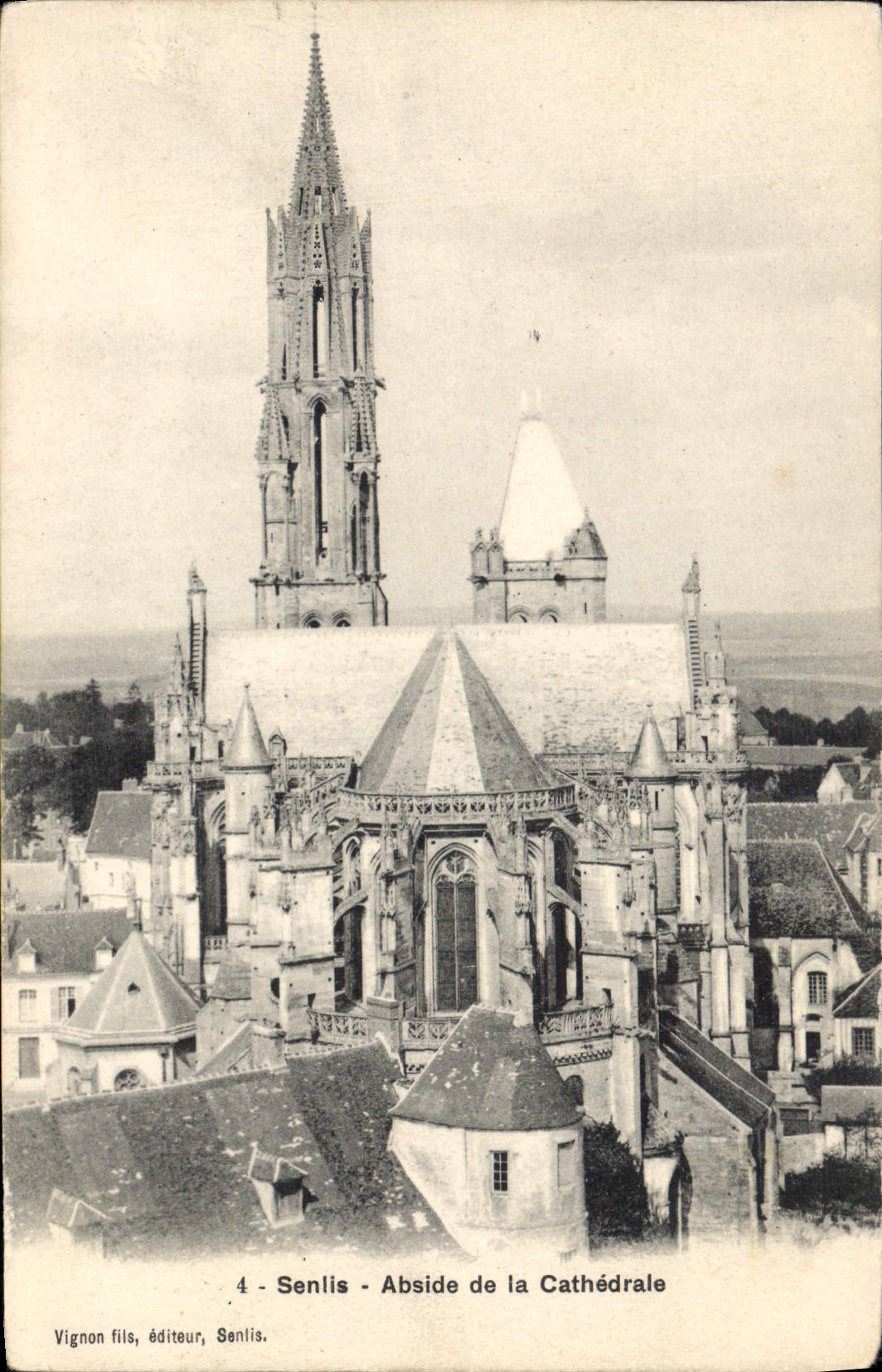 CPA Senlis Abside de la Cathedrale 