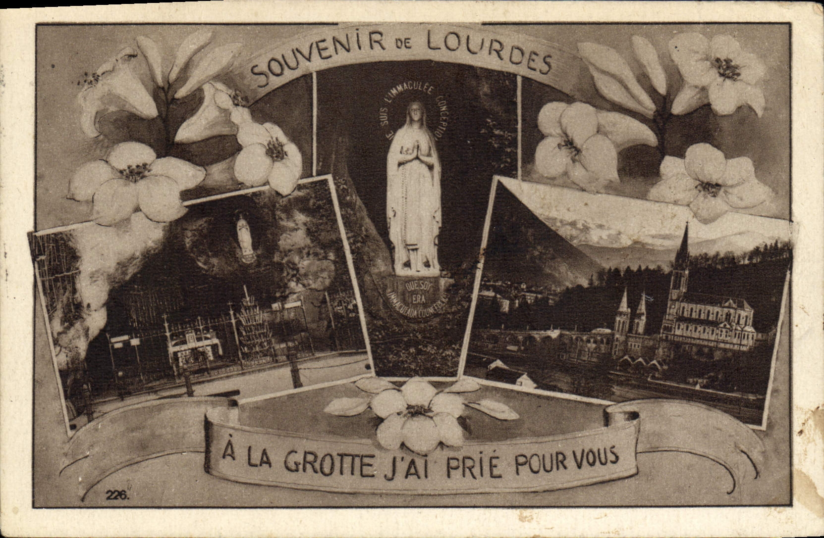 CPA Souvenir de Lourdes A la Grotte J'Ai prie pour vous
