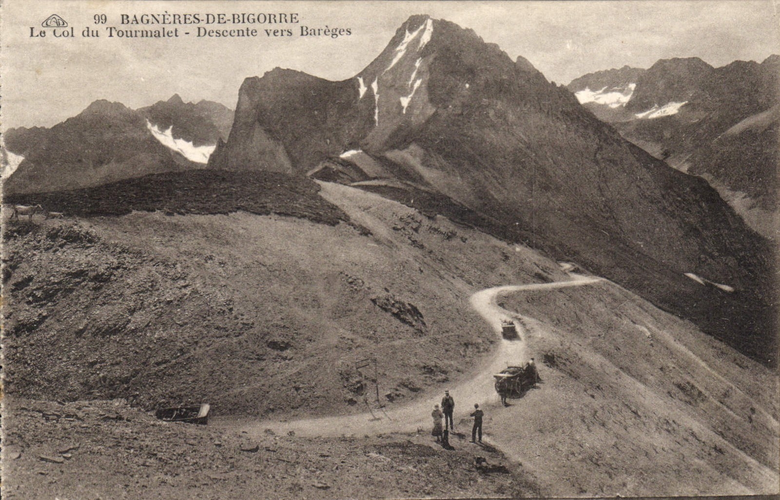 CPA Bagneres de Bigorre Le Col du Tourmalet Descente vers Bareges