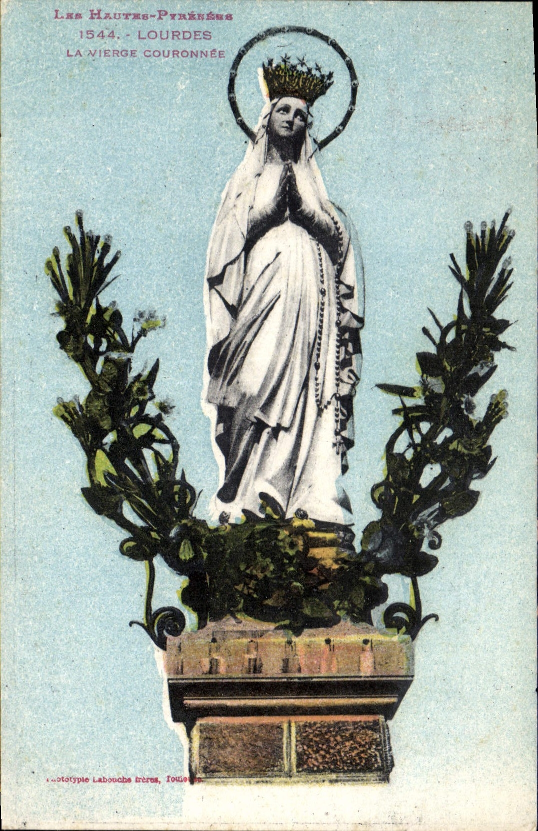 CPA Lourdes La Vierge Couronnee 