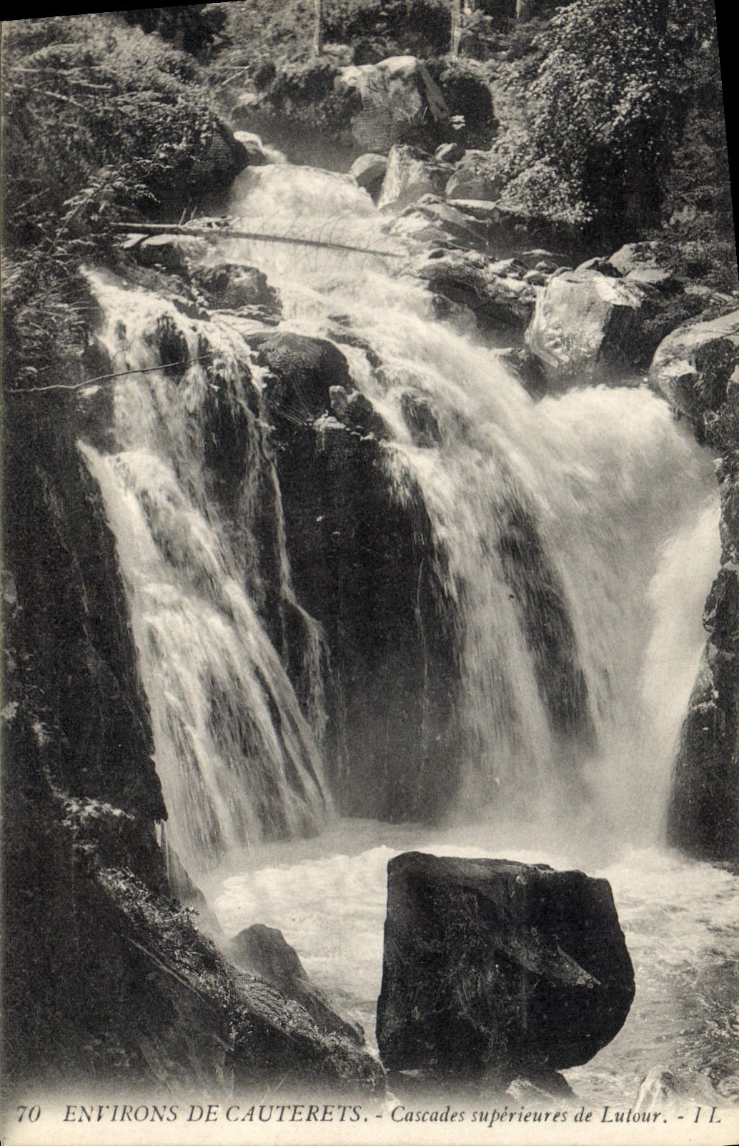 CPA Environs de Cauterets Cascade superieures de Lutour 