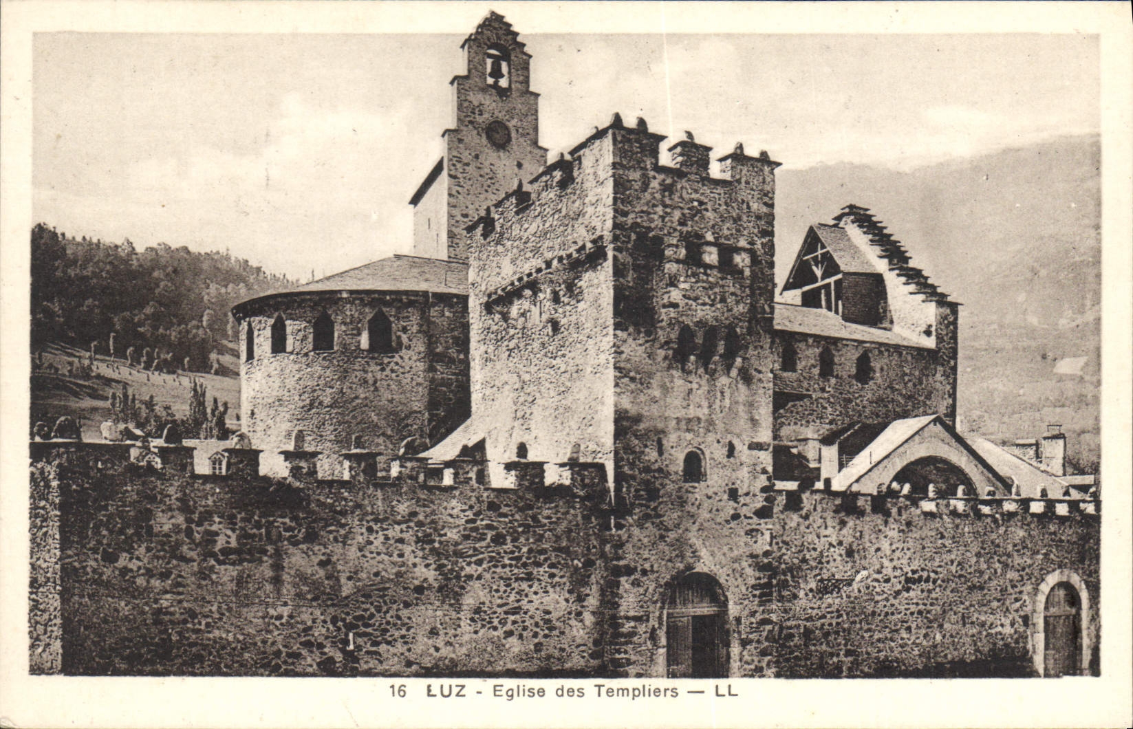CPA Luz Eglise des Templiers 