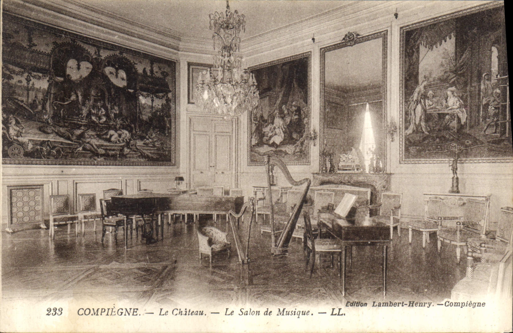 CPA Compiegne Le Chateau Le Salon de Musique