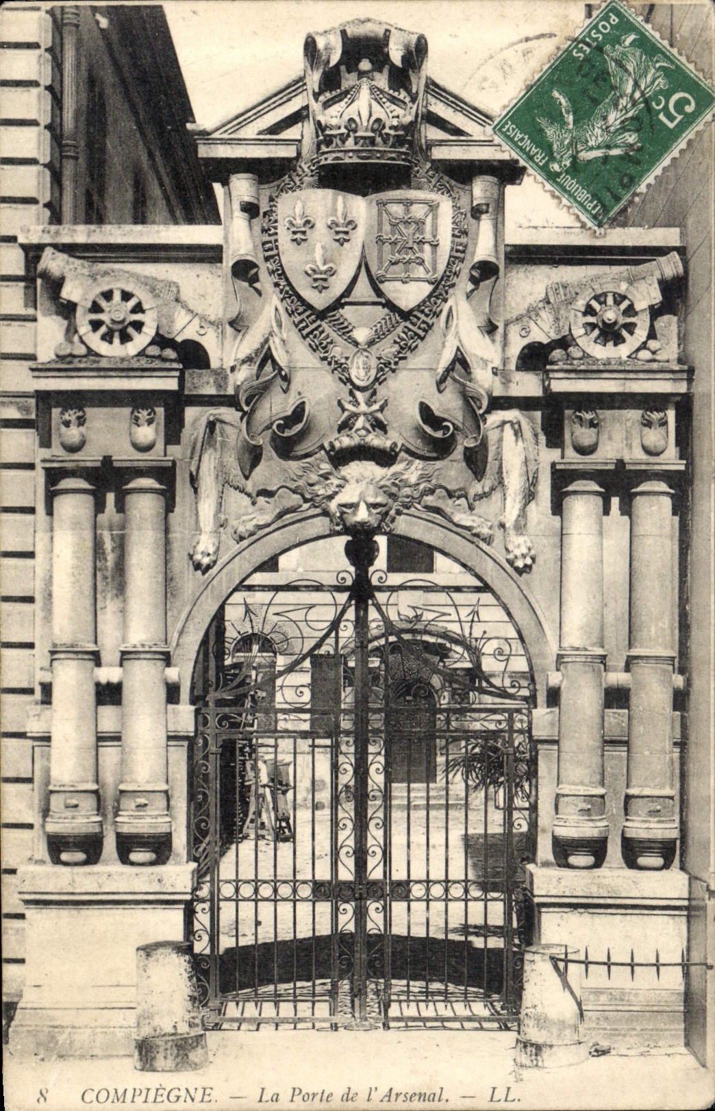 CPA Compiegne Le Porte de l'Arsenal 